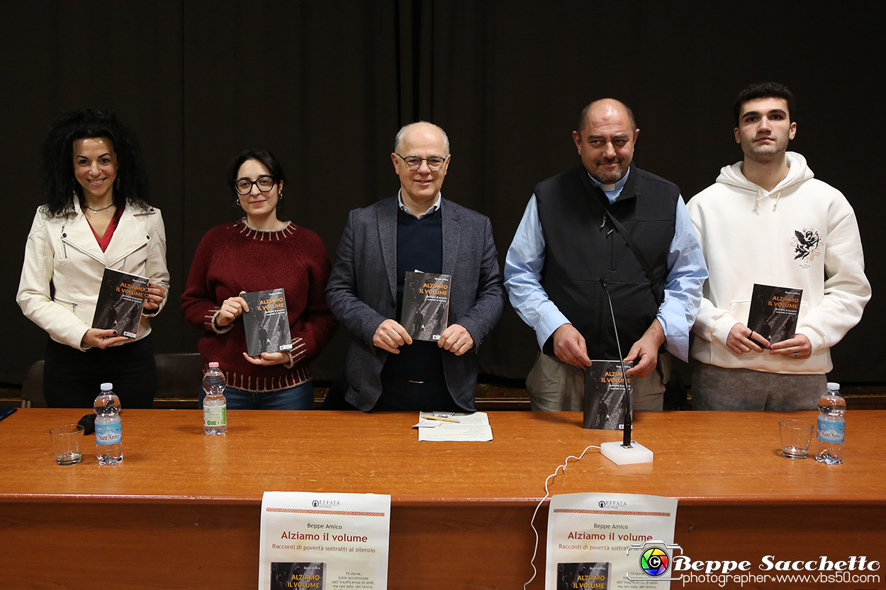 VBS_5903 - Presentazione libro 'Alziamo il volume' di Beppe Amico.jpg